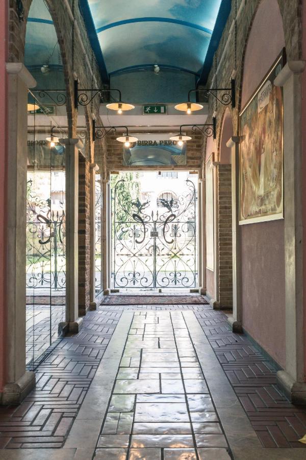 Il Castello Di Perano Hotel Ngoại thất bức ảnh
