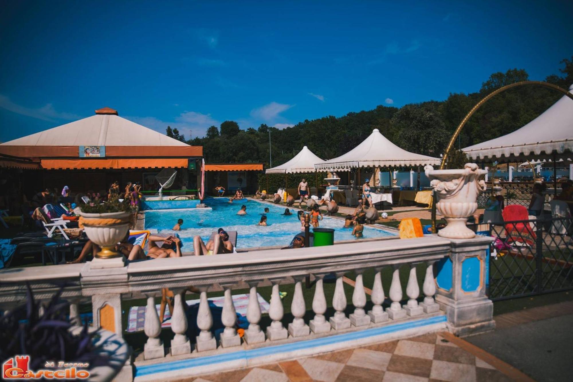 Il Castello Di Perano Hotel Ngoại thất bức ảnh